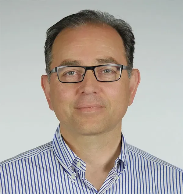Amir Banifatemi headshot